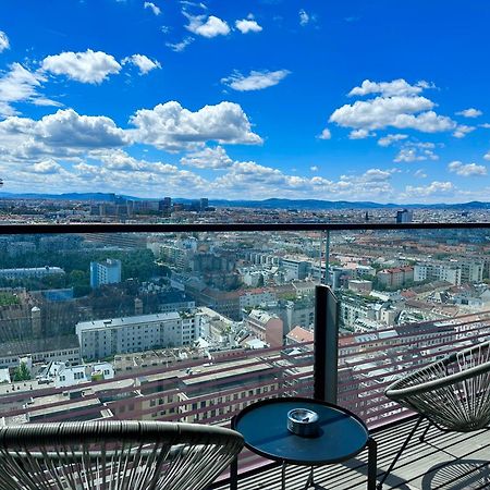 Luxury Penthouse I Rooftop Pool I Self Check-In Wenen Buitenkant foto