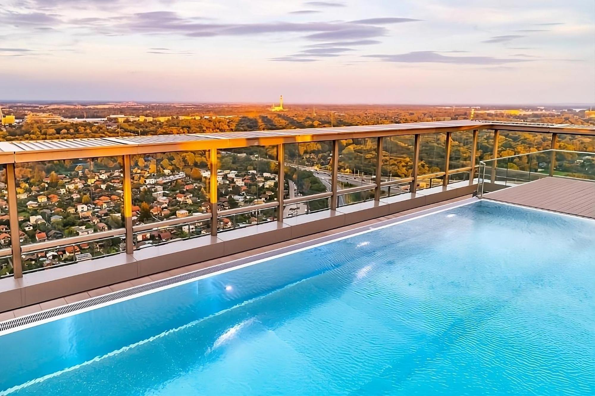 Luxury Penthouse I Rooftop Pool I Self Check-In Wenen Buitenkant foto