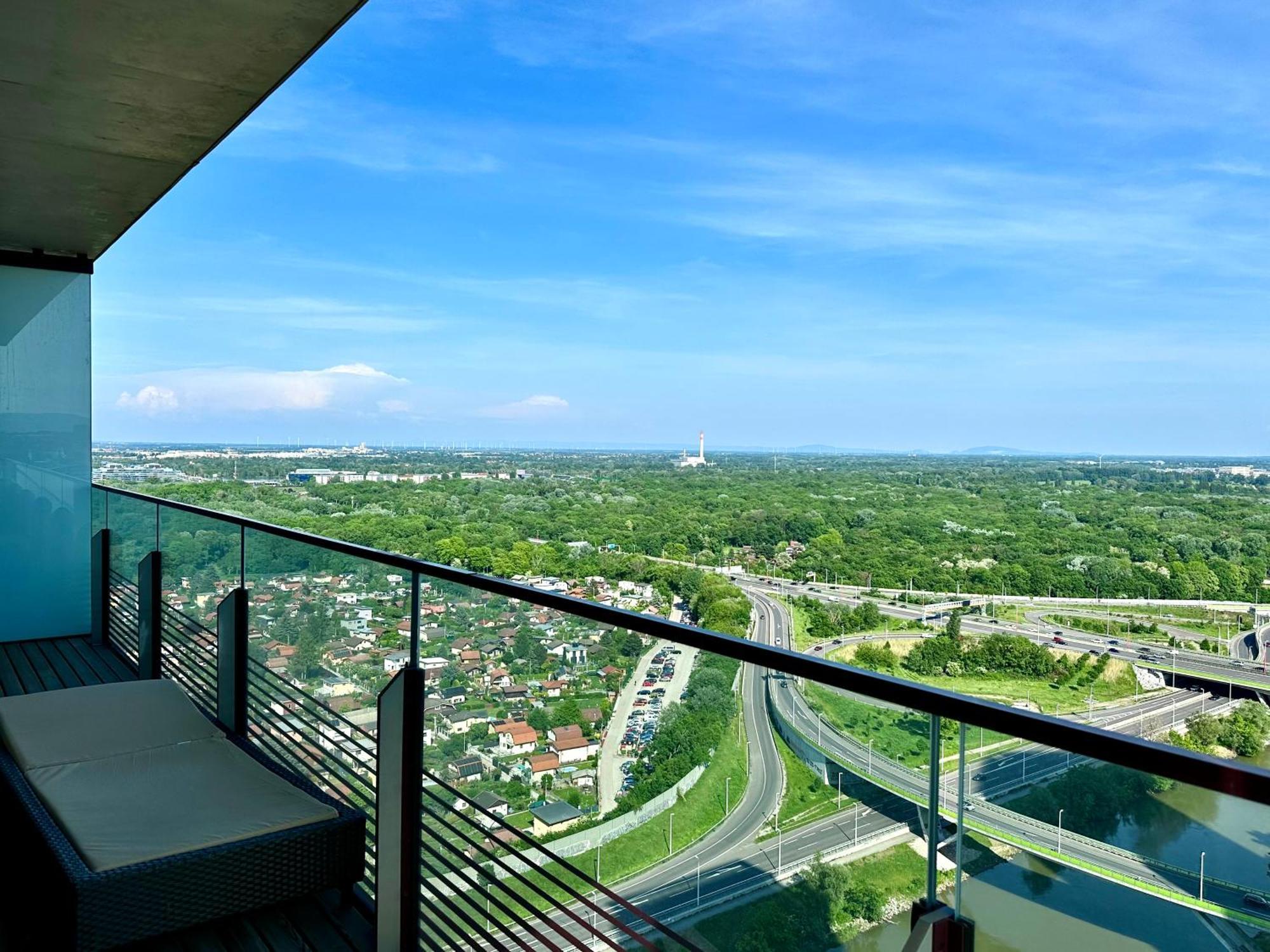 Luxury Penthouse I Rooftop Pool I Self Check-In Wenen Buitenkant foto