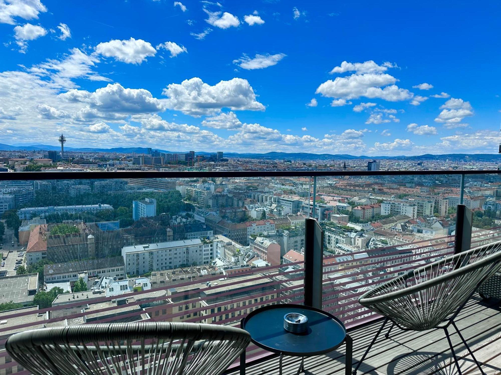 Luxury Penthouse I Rooftop Pool I Self Check-In Wenen Buitenkant foto